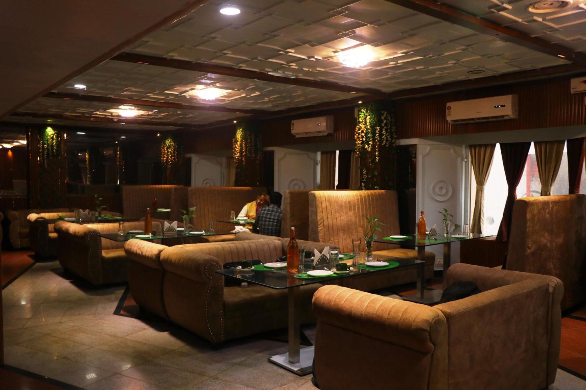 Hotel Samrat International 巴特那 外观 照片
