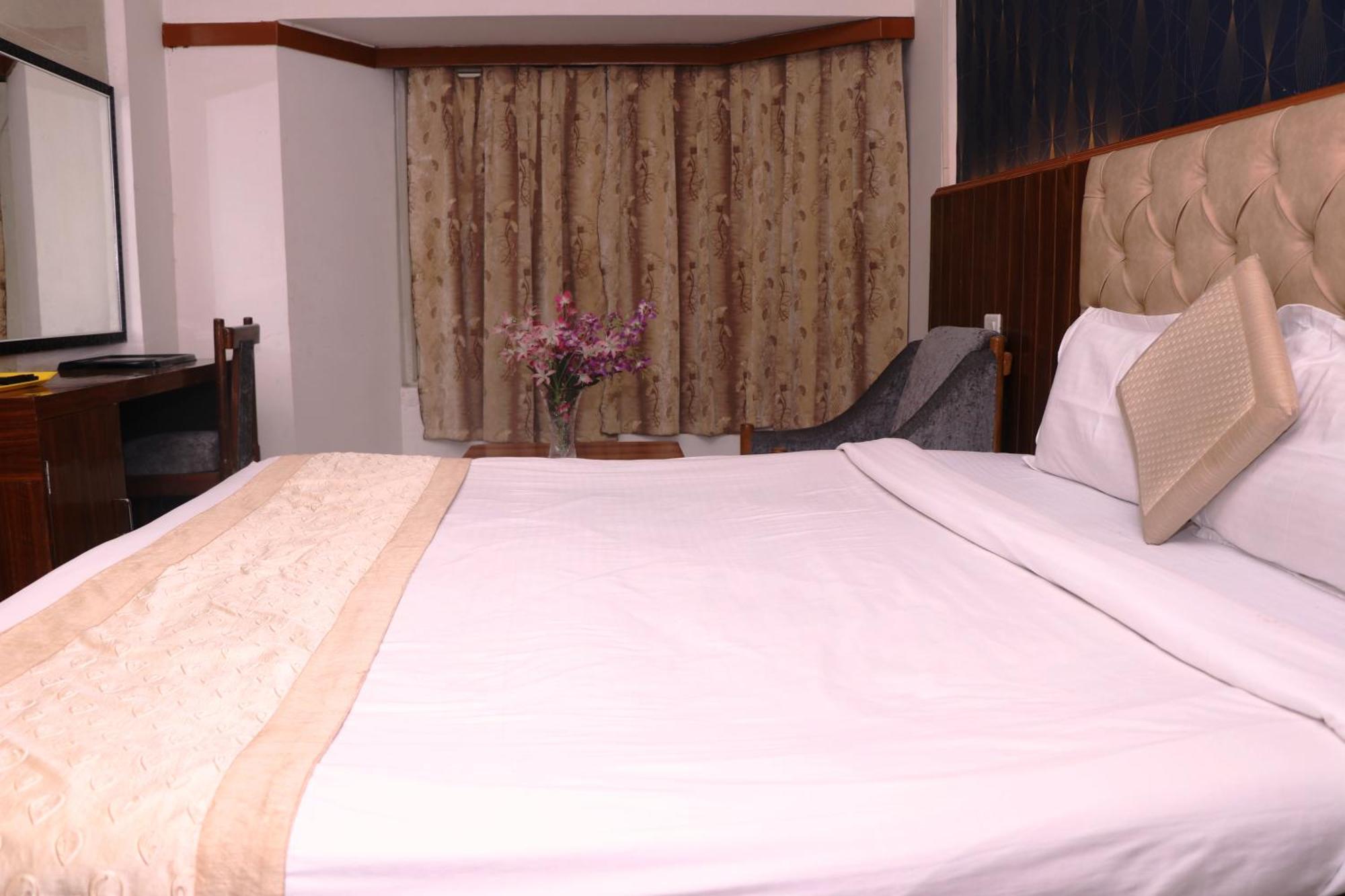Hotel Samrat International 巴特那 外观 照片